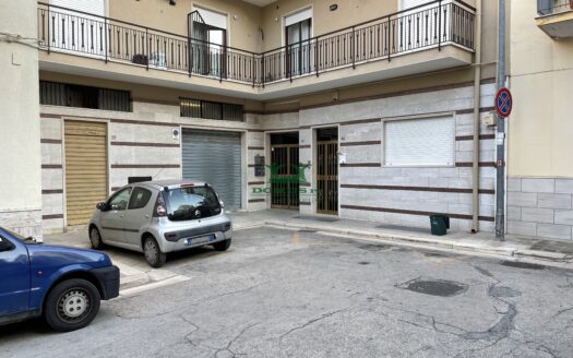 Autorimessa Zona Via Parigi