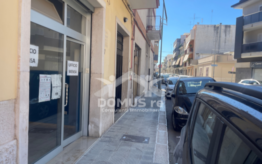 Locale commerciale a reddito in zona scuola “Giuseppe Verdi”